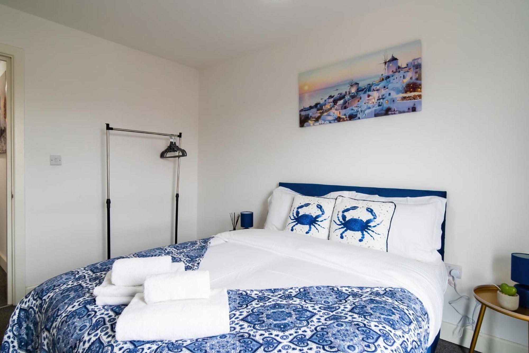 Livestay-New Private Apartment Building Minutes From Heathrow Slough Kültér fotó